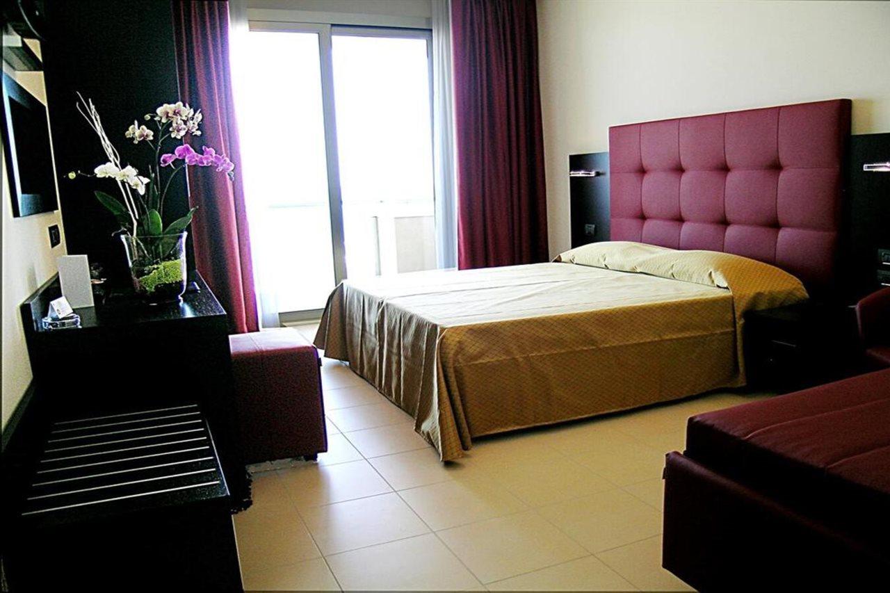 Terminal Palace & Spa Rimini Exterior photo